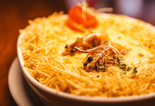 Chico do Caranguejo Sul - 03 opções de Pratos + 2 Pulseiras espaço kids, por apenas R$119,90!