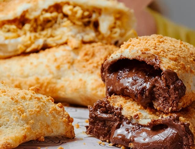 Panzeroni - 01 Panzeroni de 16cm em sabores variados, por apenas R$16,99